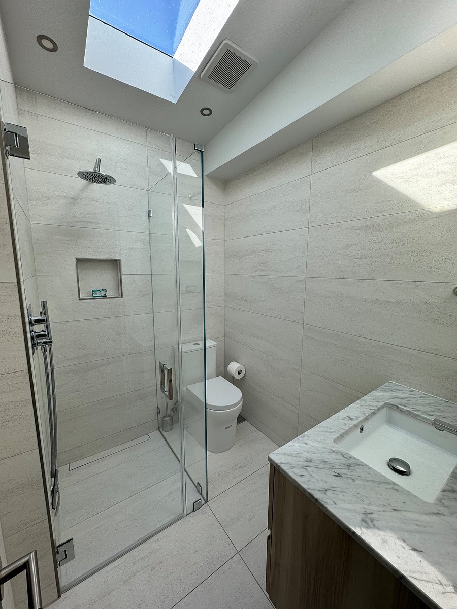 Furnished Finder property 440880_1 photo 25