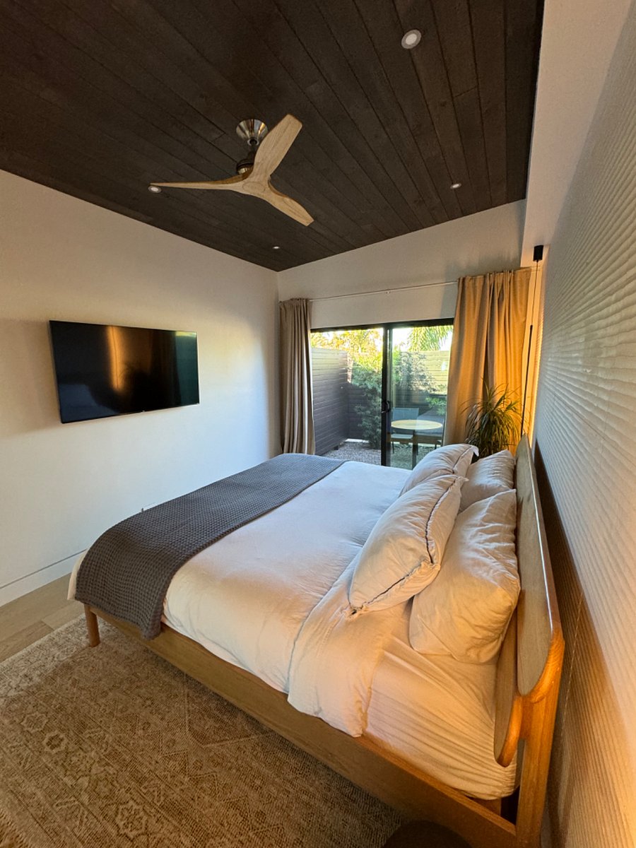 Furnished Finder property 440880_1 photo 17