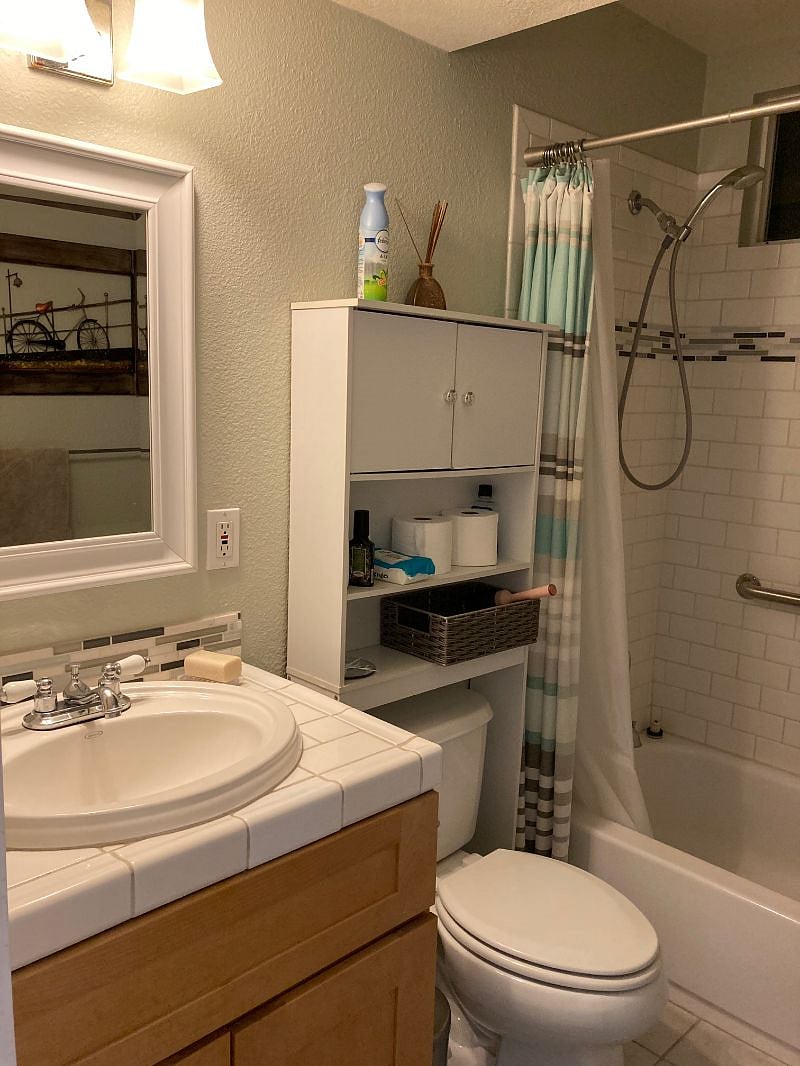 Furnished Finder property 440931_1 photo 3