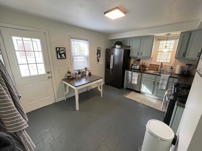 Furnished Finder property 440974_1 photo 3