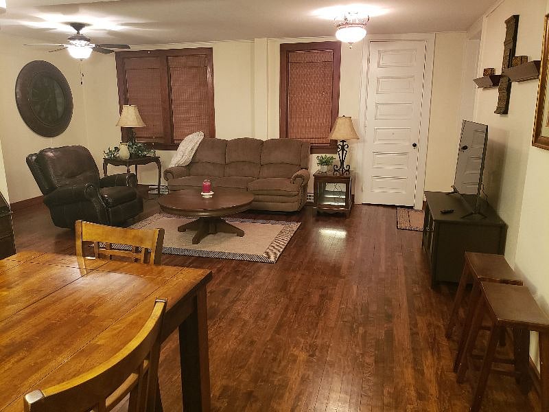 Furnished Finder property 440984_1 photo 15