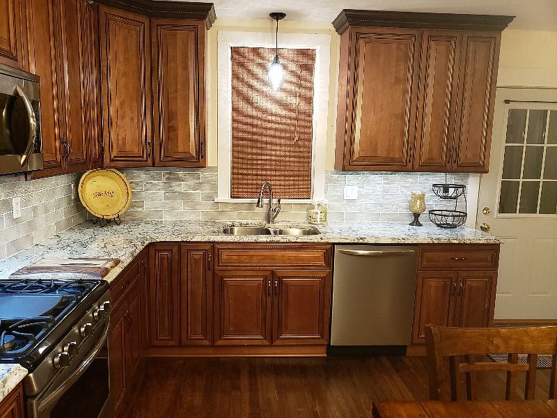 Furnished Finder property 440984_1 photo 3