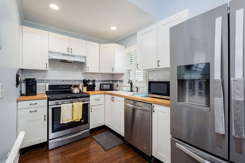 Furnished Finder property 440991_1 photo 3
