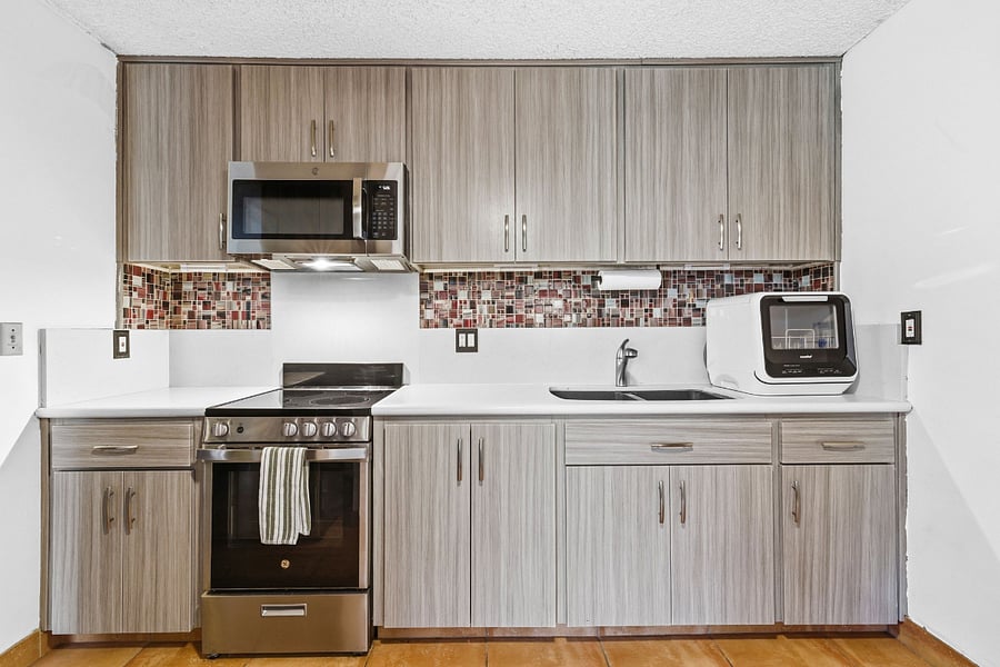 Furnished Finder property 440996_2 photo 5