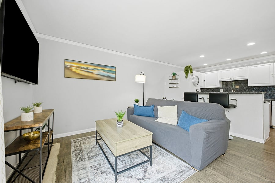 Furnished Finder property 440996_4 photo 9