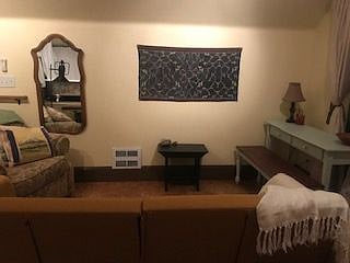 Furnished Finder property 440998_1 photo 3