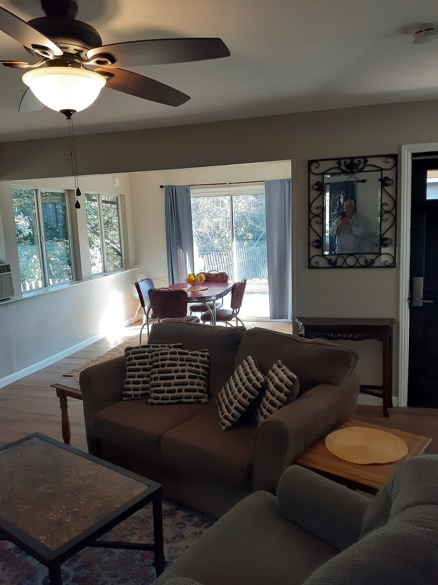 Furnished Finder property 440999_1 photo 7