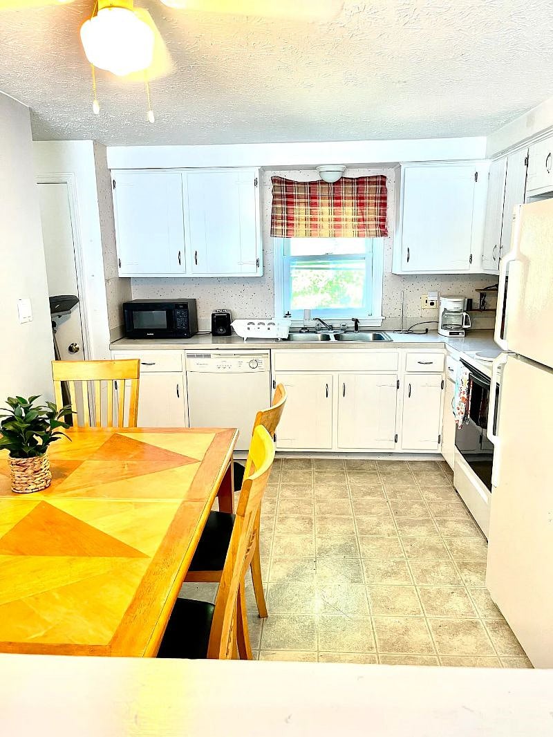 Furnished Finder property 441039_1 photo 4