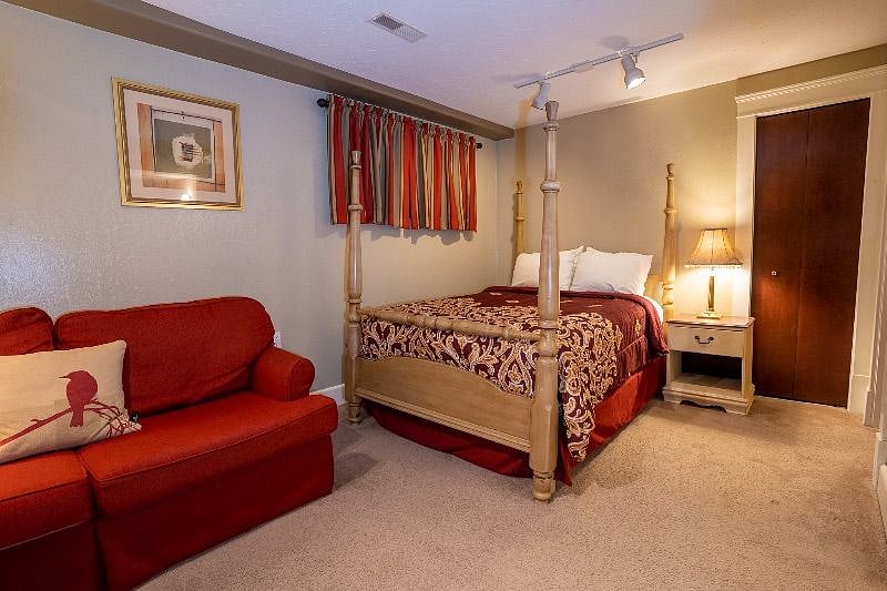 Furnished Finder property 441042_3 photo 5