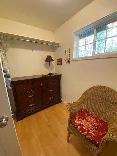 Walk-in closet