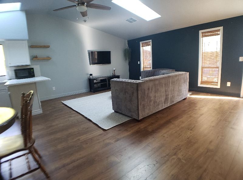 Furnished Finder property 441204_1 photo 4