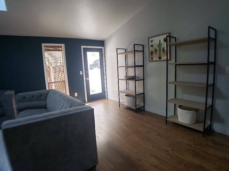 Furnished Finder property 441204_1 photo 7