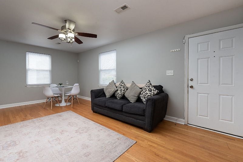 Furnished Finder property 441241_1 photo 3