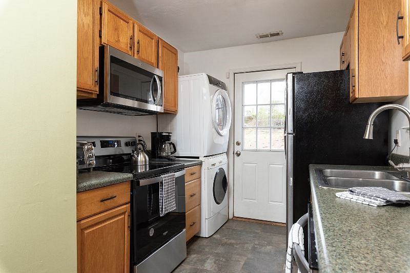 Furnished Finder property 441241_1 photo 10