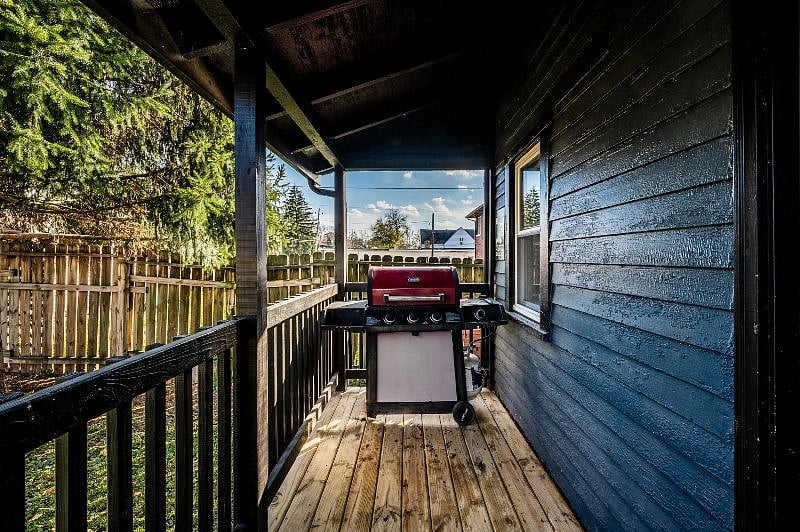 Furnished Finder property 441305_1 photo 32