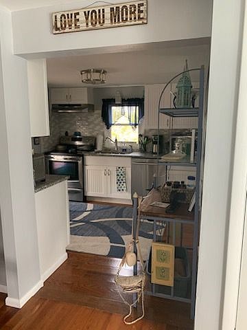 Furnished Finder property 441309_1 photo 3