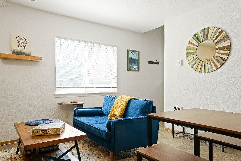 Furnished Finder property 441331_1 photo 3