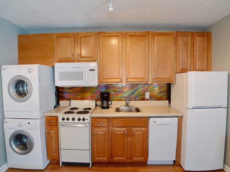 Furnished Finder property 441584_1 photo 4