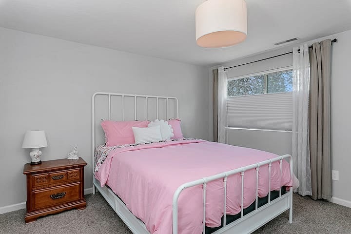 Furnished Finder property 441680_1 photo 4