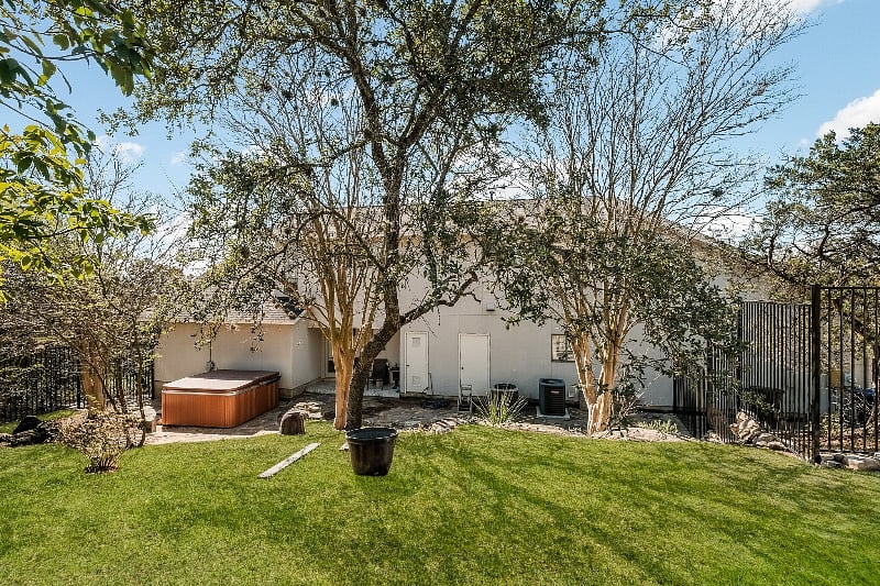 Furnished Finder property 441704_1 photo 3