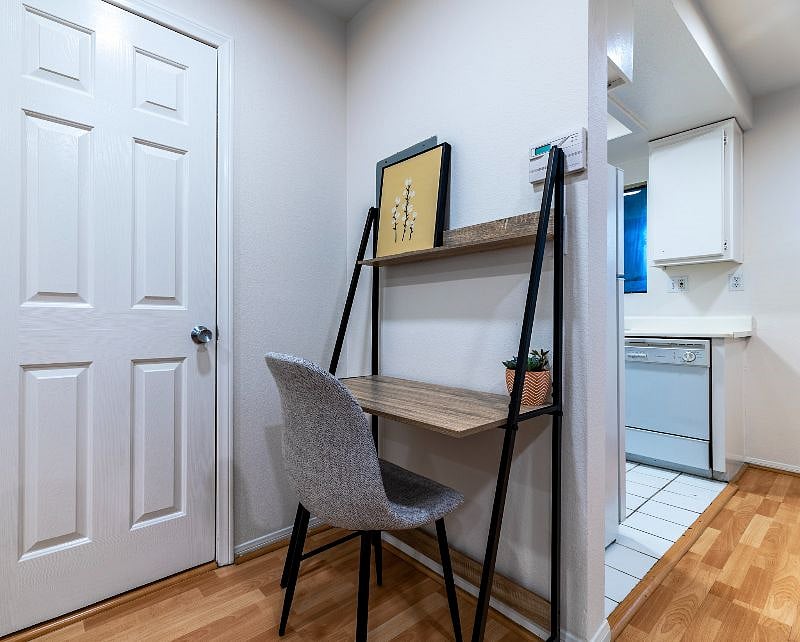Furnished Finder property 441762_1 photo 3