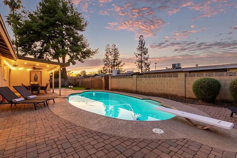 Furnished Finder property 441826_1 photo 1