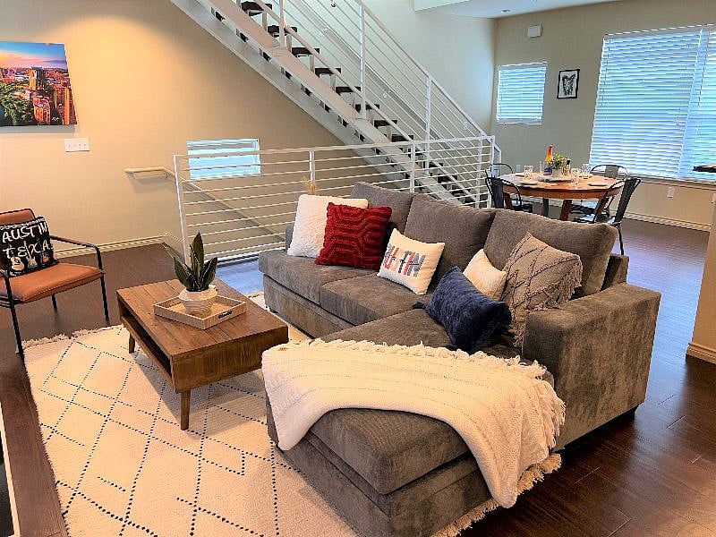 Furnished Finder property 441834_1 photo 4