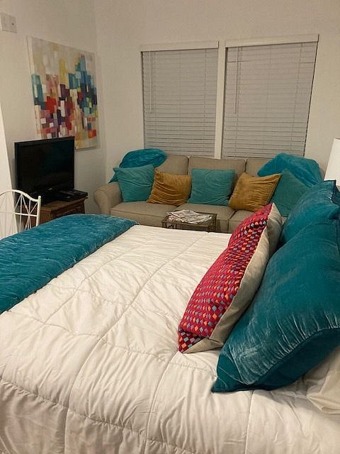 Furnished Finder property 441865_1 photo 3