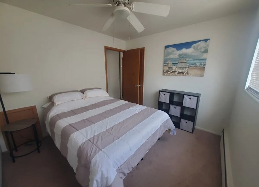 Queen size bed