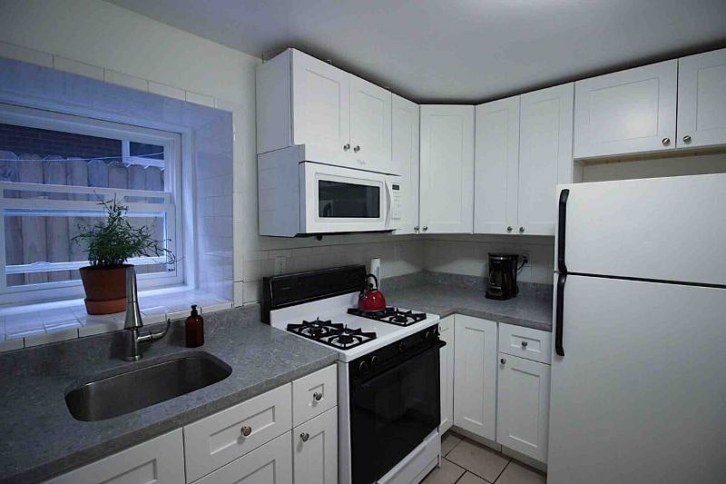 Furnished Finder property 442072_1 photo 3