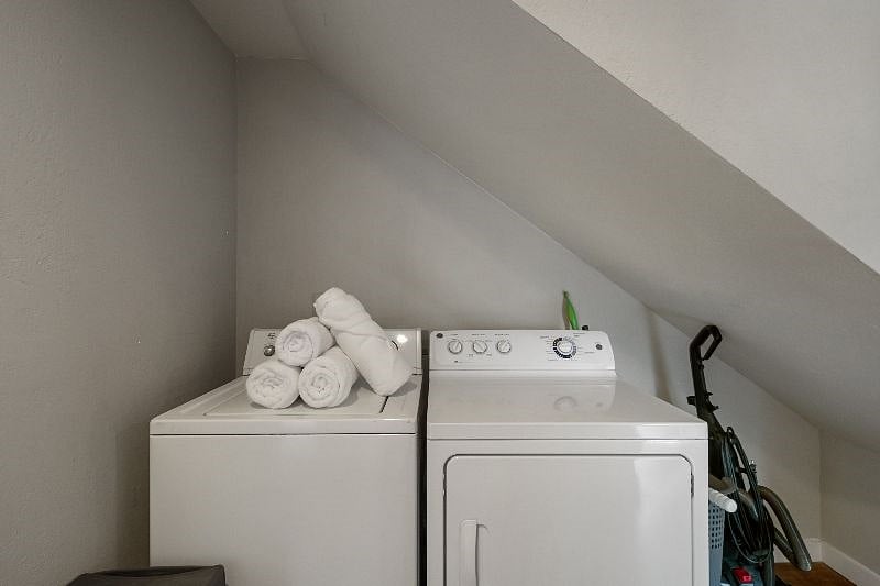 Furnished Finder property 442088_1 photo 33