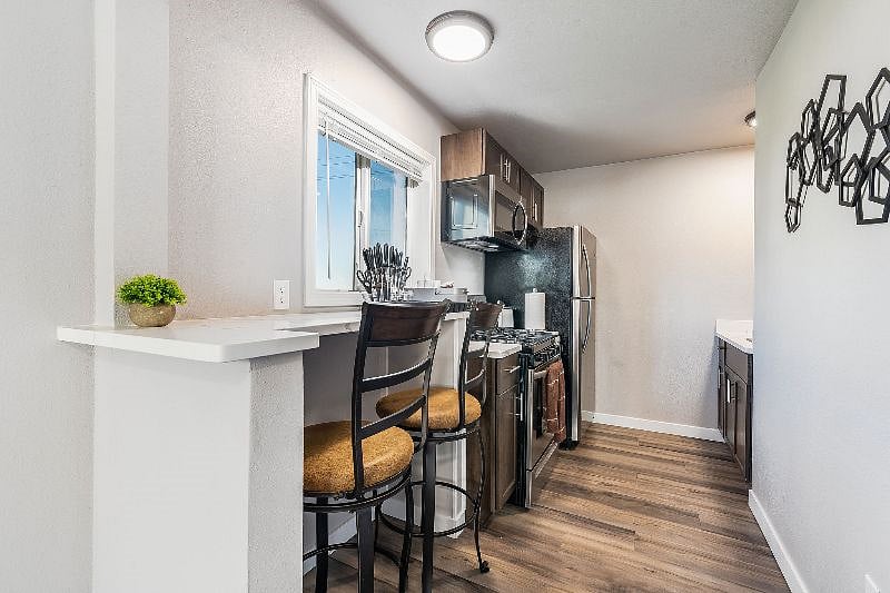 Furnished Finder property 442127_1 photo 7
