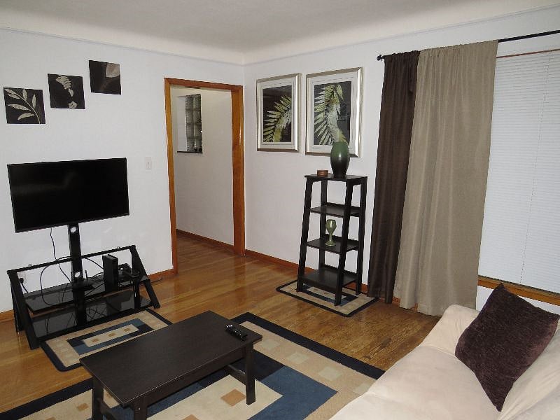 Furnished Finder property 442129_1 photo 3