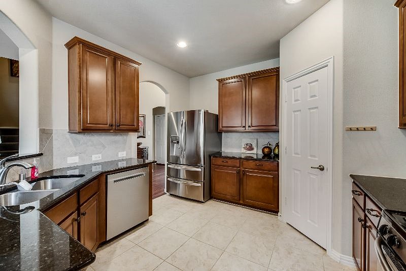 Furnished Finder property 442214_1 photo 12