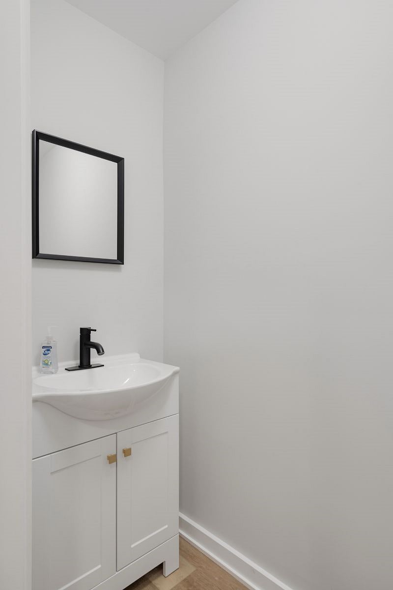 Furnished Finder property 442228_1 photo 12