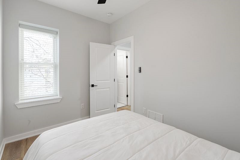Furnished Finder property 442228_1 photo 17