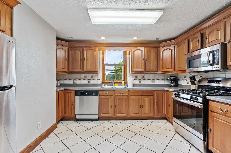 Furnished Finder property 442252_1 photo 20