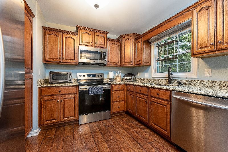 Furnished Finder property 442380_1 photo 2
