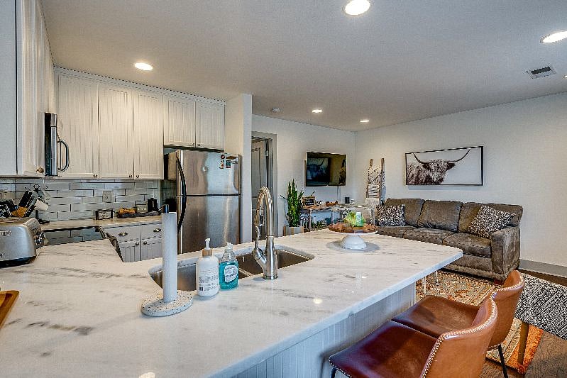 Furnished Finder property 442479_1 photo 6