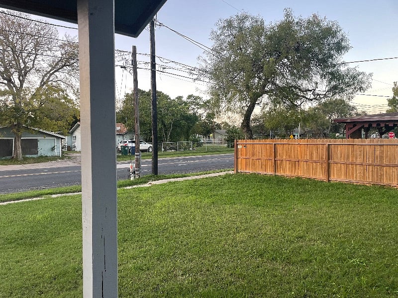 Furnished Finder property 442502_1 photo 10