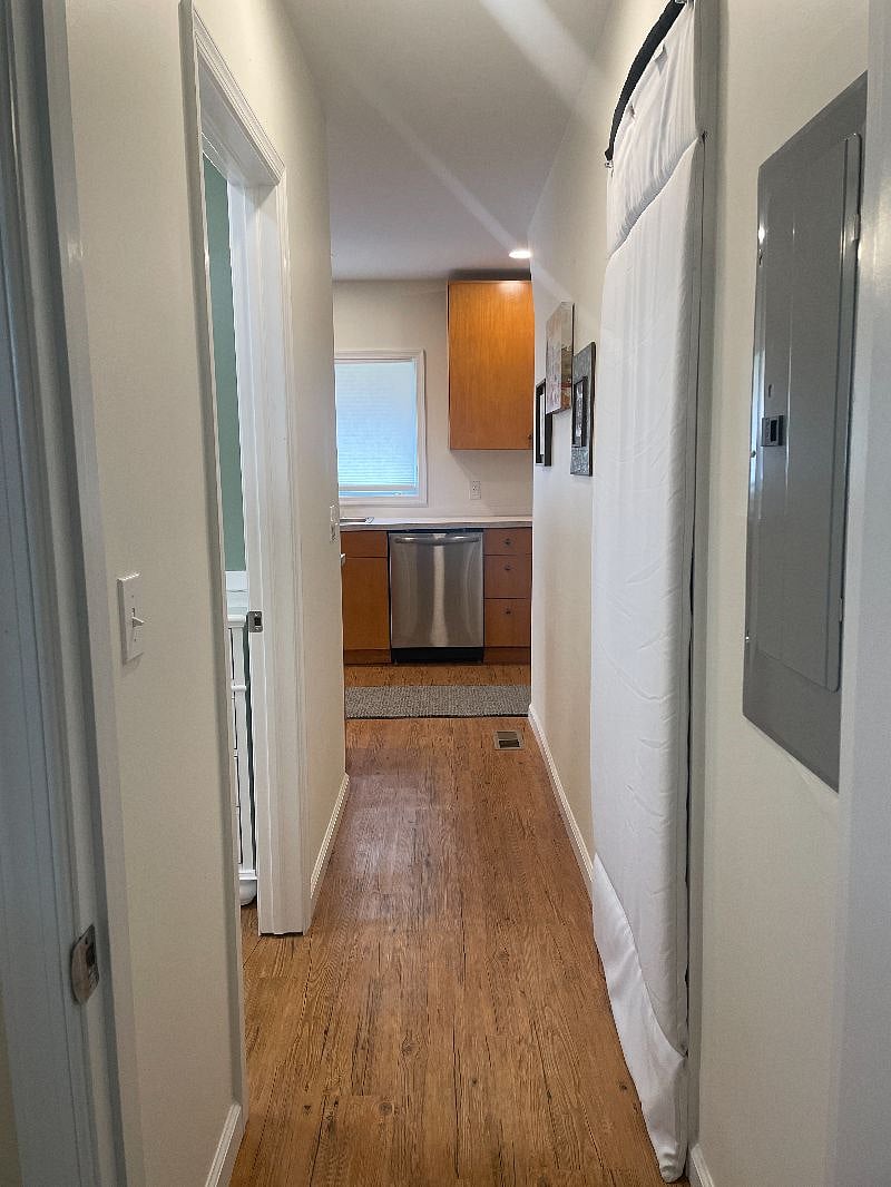Furnished Finder property 442511_1 photo 8