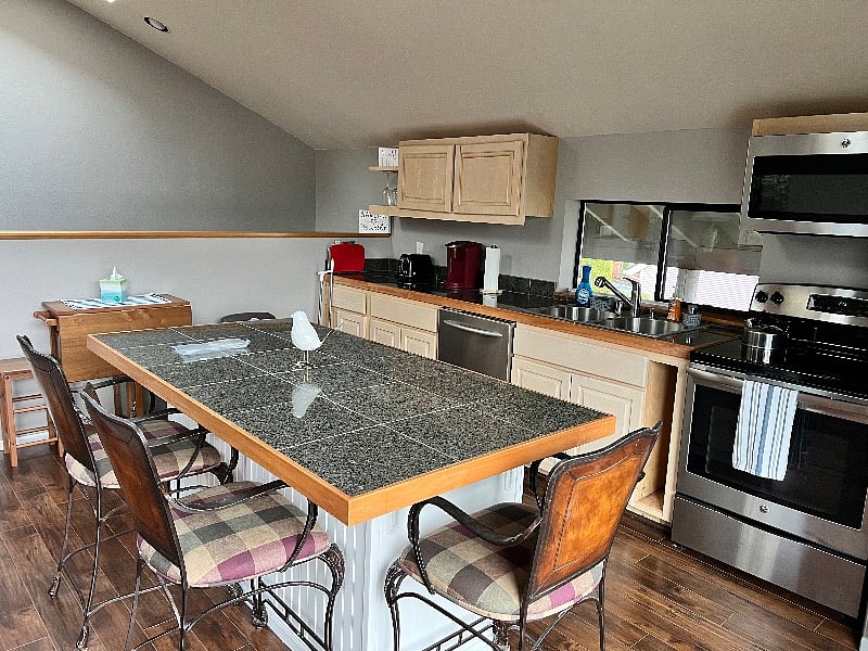 Furnished Finder property 442545_1 photo 3