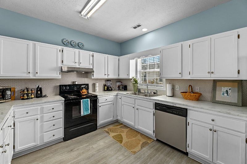 Furnished Finder property 442657_2 photo 38