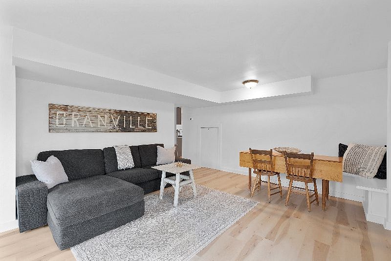 Furnished Finder property 442768_1 photo 1