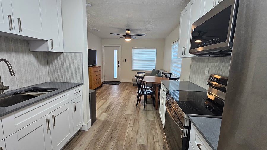 Furnished Finder property 442798_1 photo 12