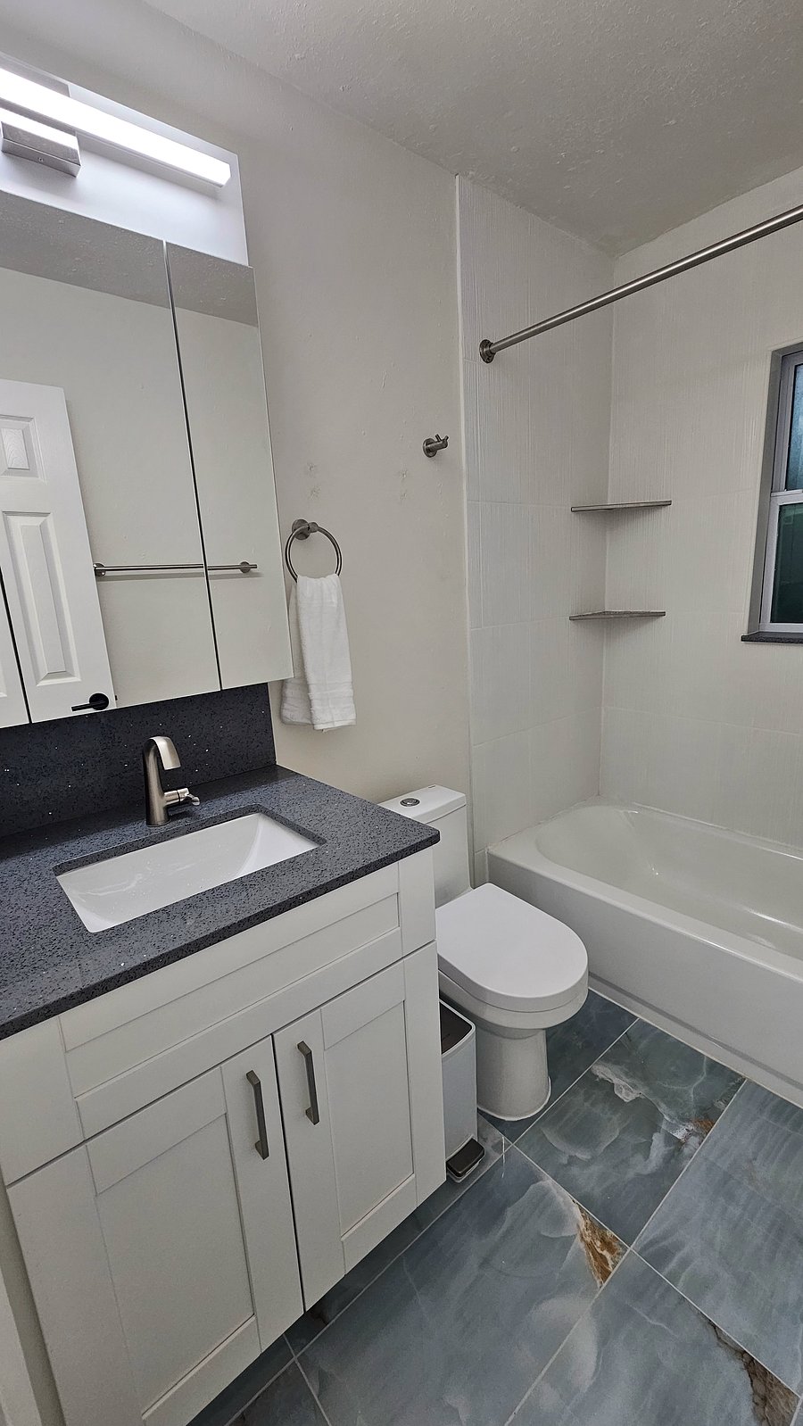 Furnished Finder property 442798_1 photo 9