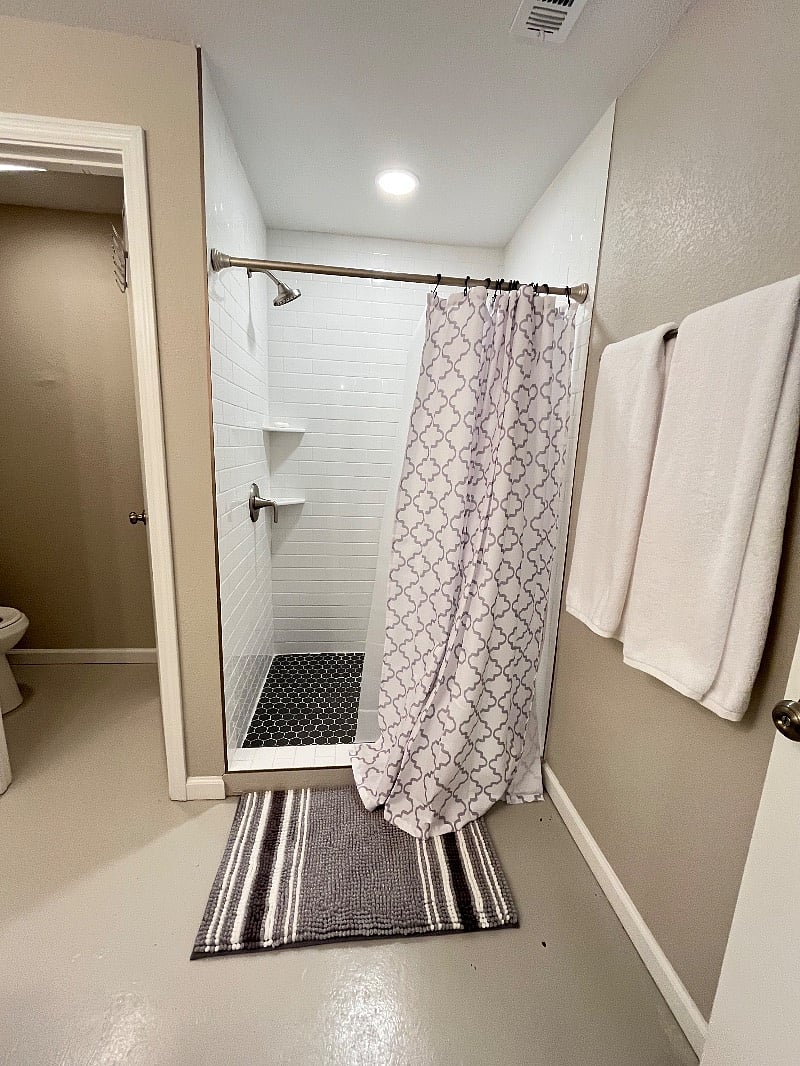 Furnished Finder property 442800_1 photo 15