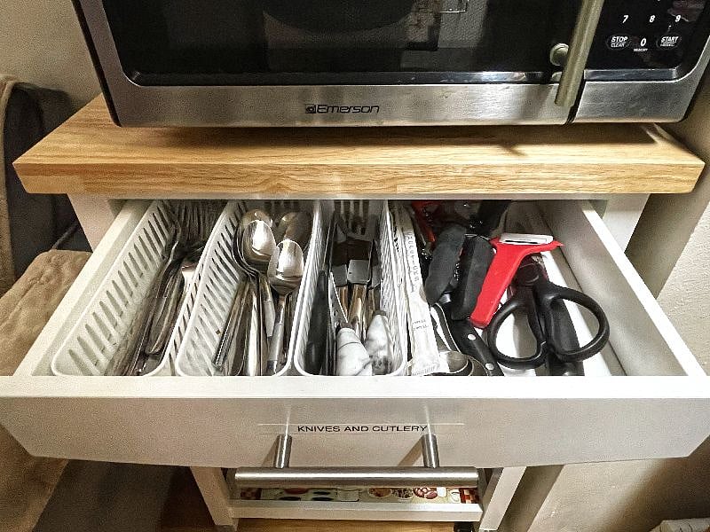 Eating and food prep utensils