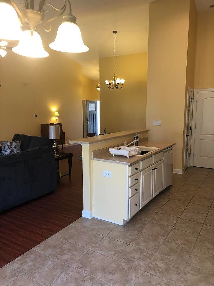 Furnished Finder property 442843_1 photo 16