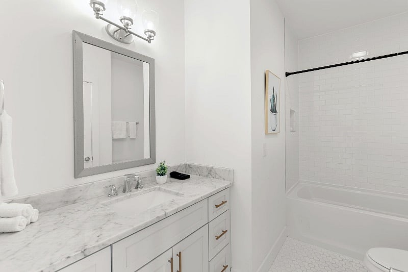 Bathroom 3 of 3